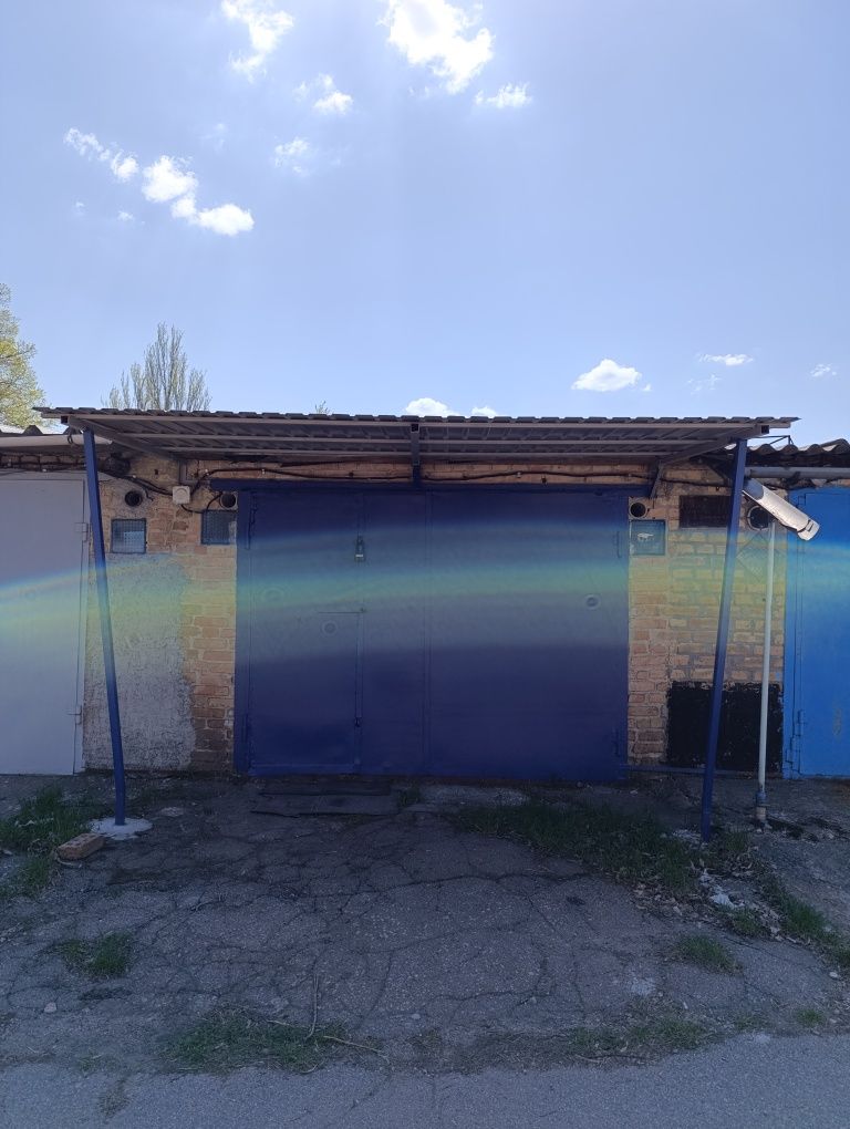 Продам  Гараж автолюбителів