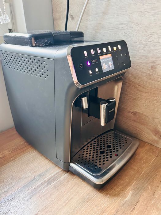 ekspres do kawy Philips LatteGo 5400