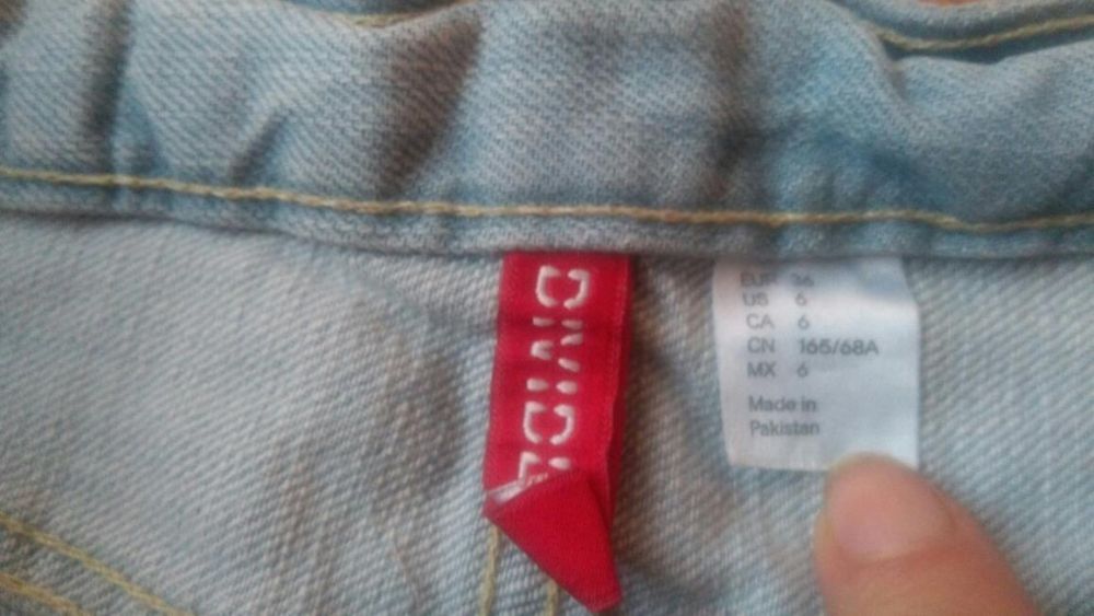 Spodenki jeansowe H&M Divided