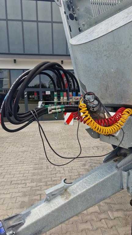 Rozrzutnik obornika PICHON MK35