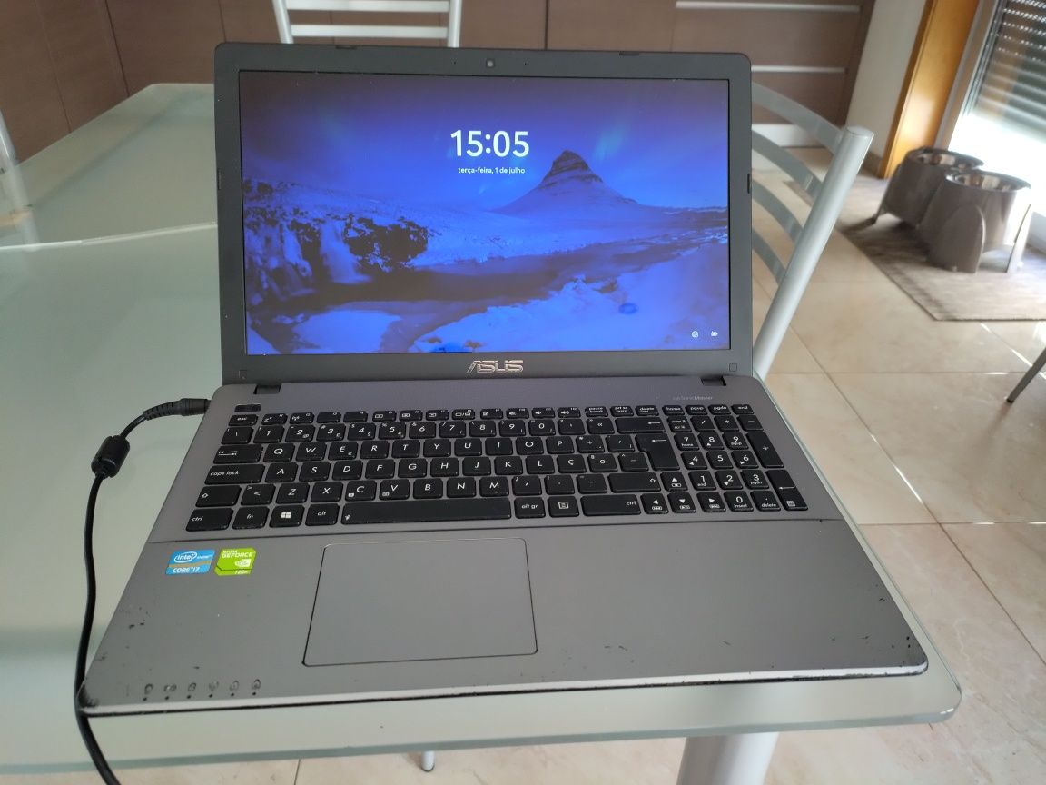 ASUS SonicMaster X550C Core i7