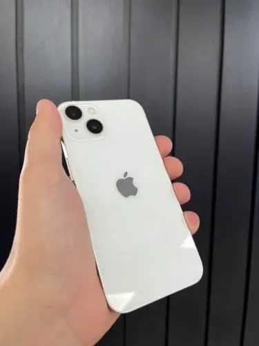 iPhone 13 (Branco) 128GB impecável