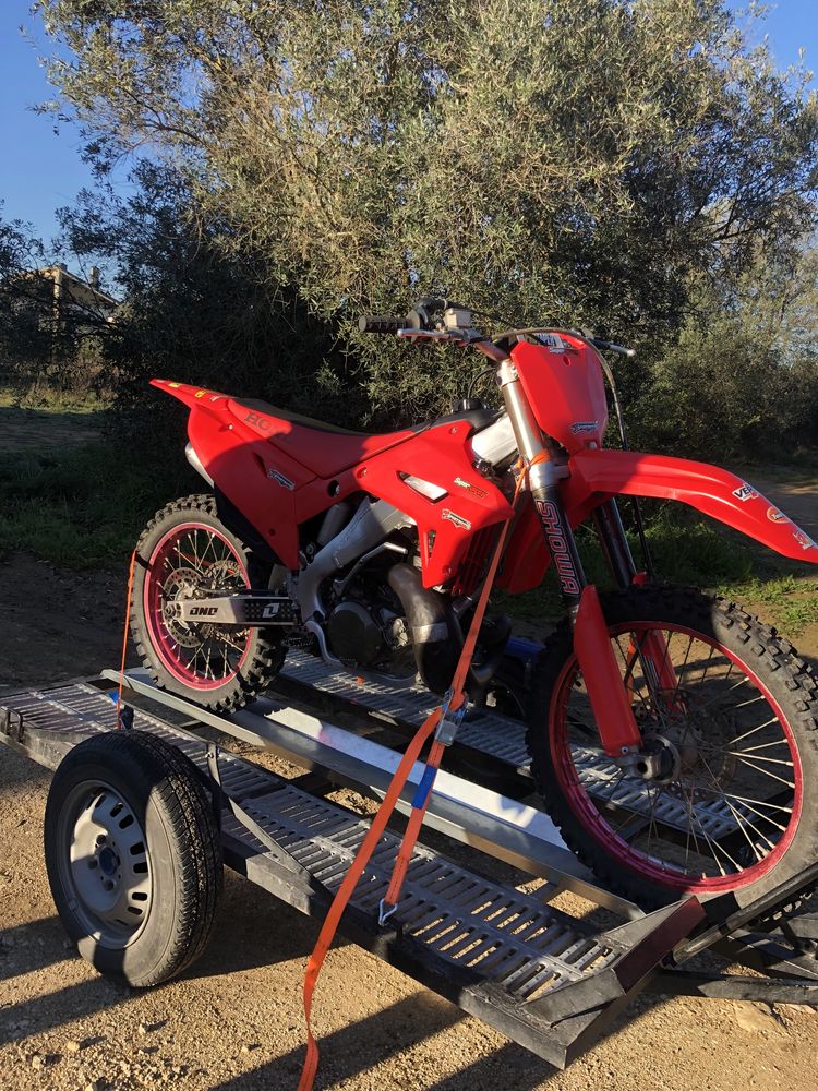 Cr250 rcvalve 250 , totalmente nova, ou troca
