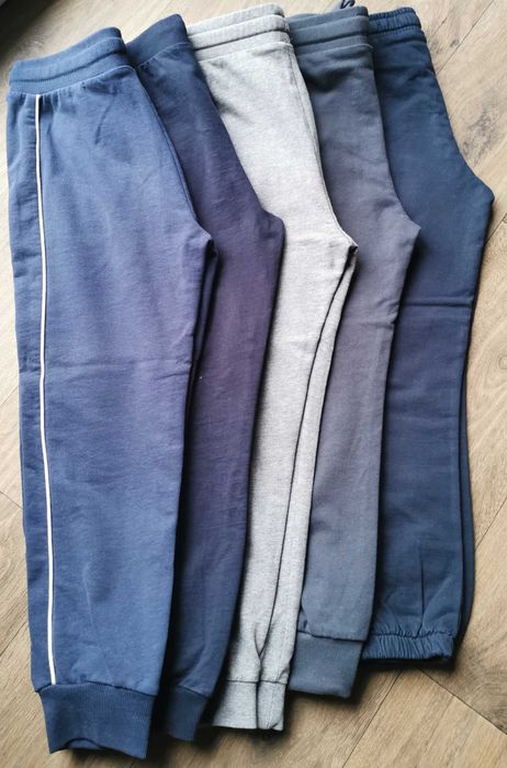 Spodnie dresowe chłopięce