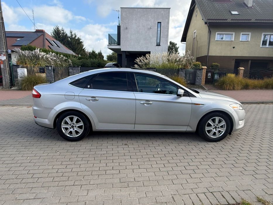 Ford Mondeo MK4 * 2.0TDCi * Xenon * Szyberdach * Skóry * Android *