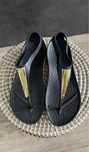 Crocs japonki Serena Metallic Bar Flip Gold/Black W8 38/39