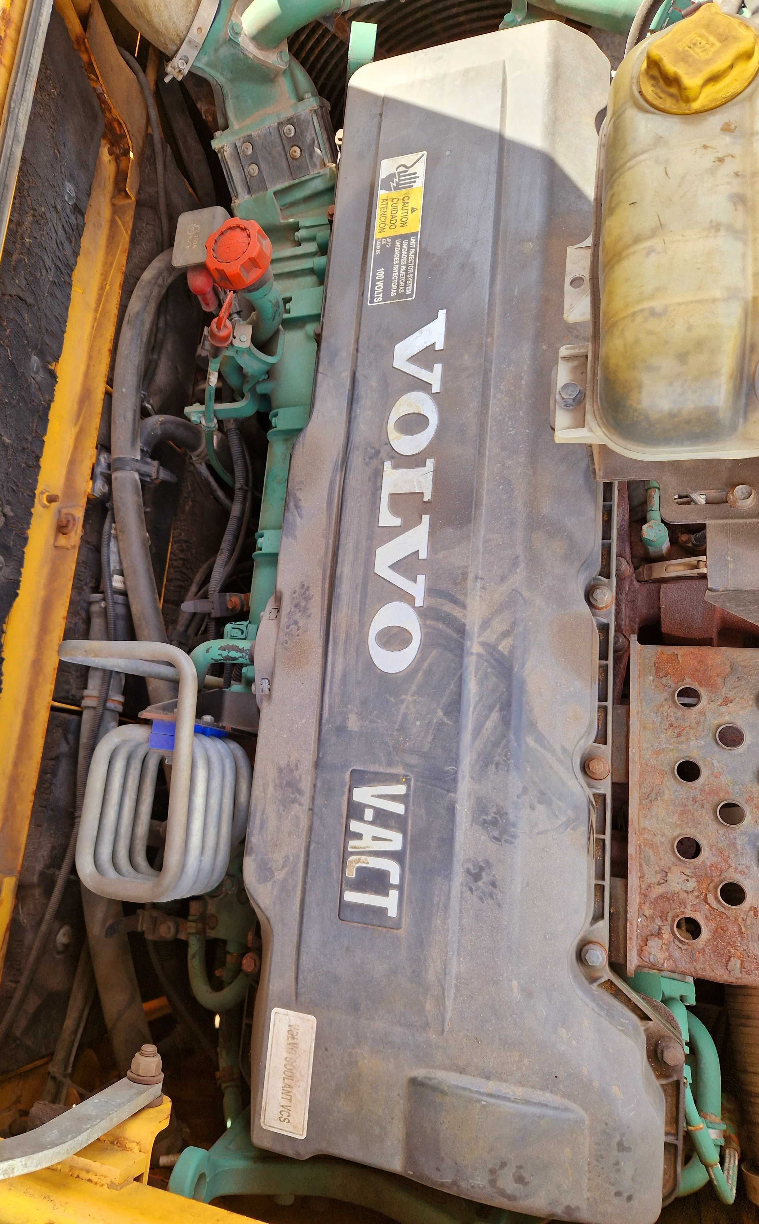 koparka Volvo ec 480 dl komplet chłodnic olej płyn klima