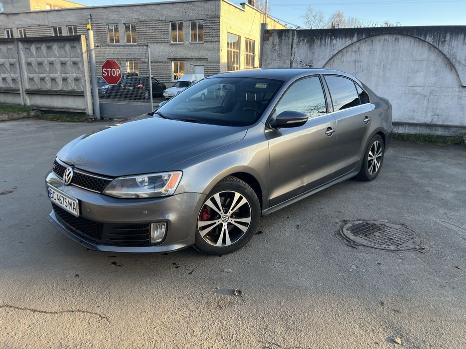 Комплектація GLI