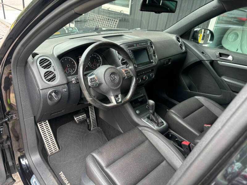 2016 Volkswagen Tiguan 2.0T R-Line 4Motion