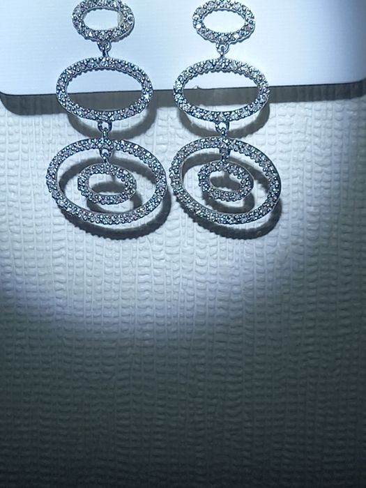 Золотые сережки с бриллиантами 0.70 карат