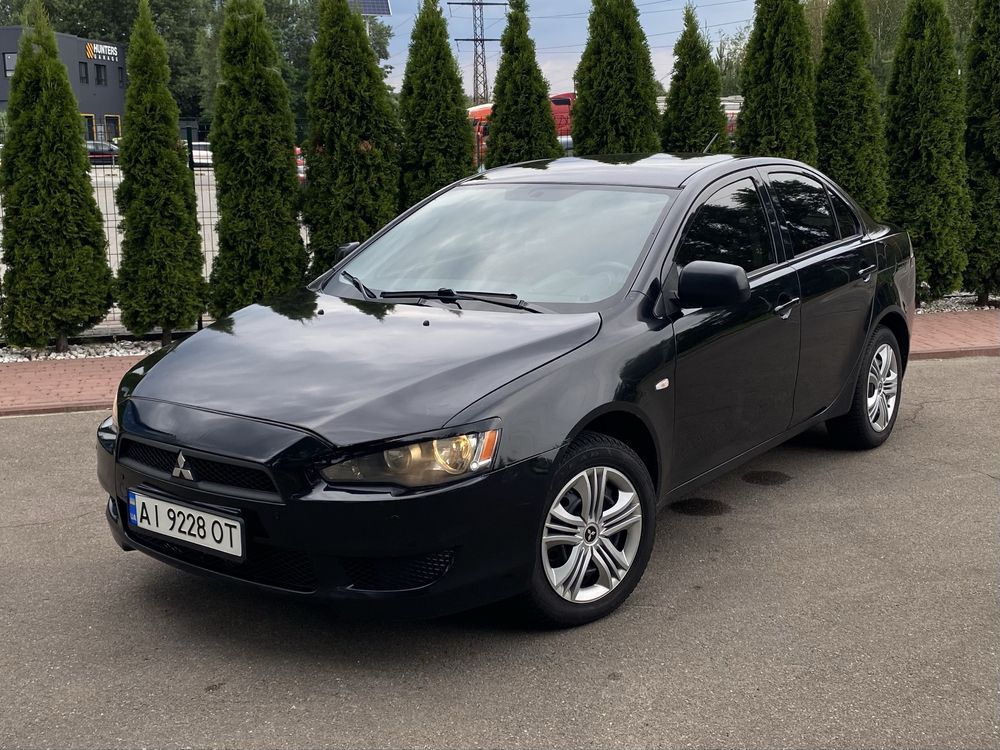Mitsubishi Lancer X 2010