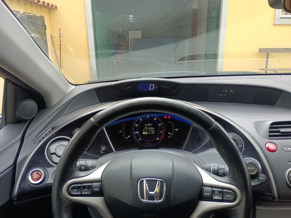 Honda Civic 1.8 Sport 140cv iVTech