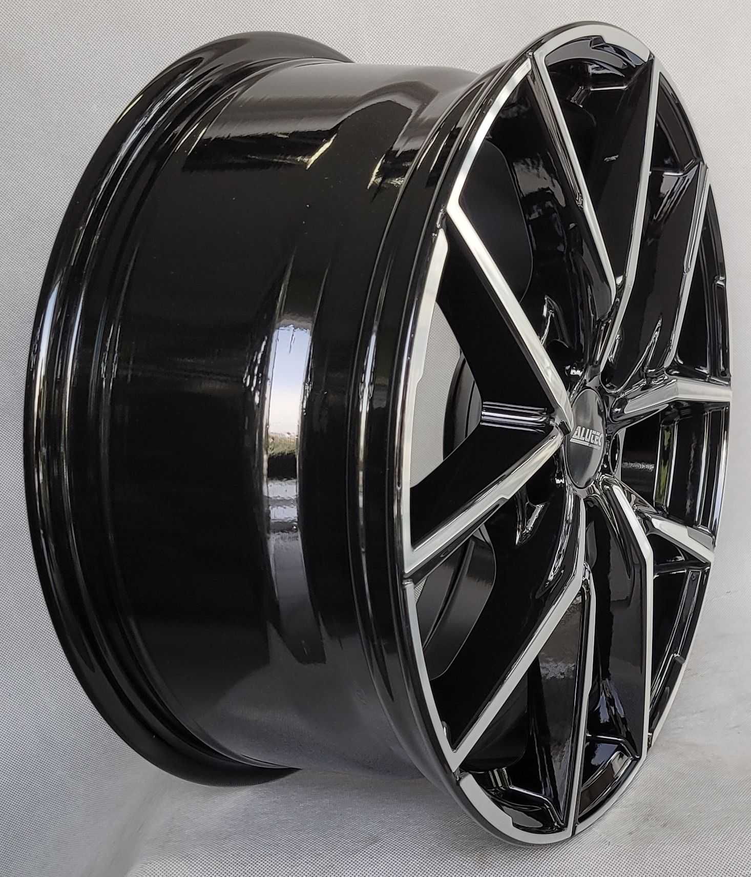 Felgi Alutec 18 5x108 Ford Mondeo 5 4 C4 Picasso Peugeot 3008 V60 V40