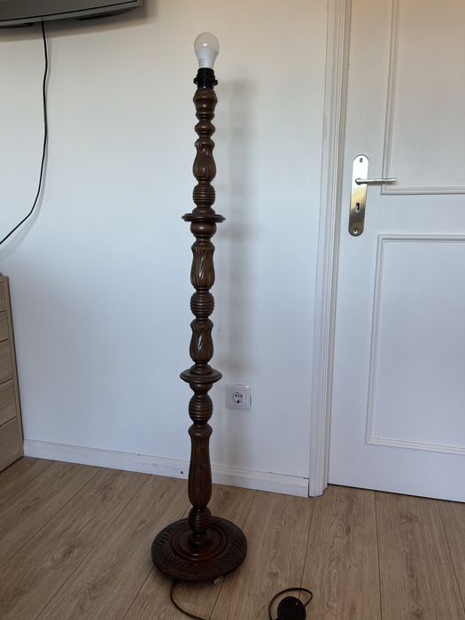 Candeeiro em madeira vintage