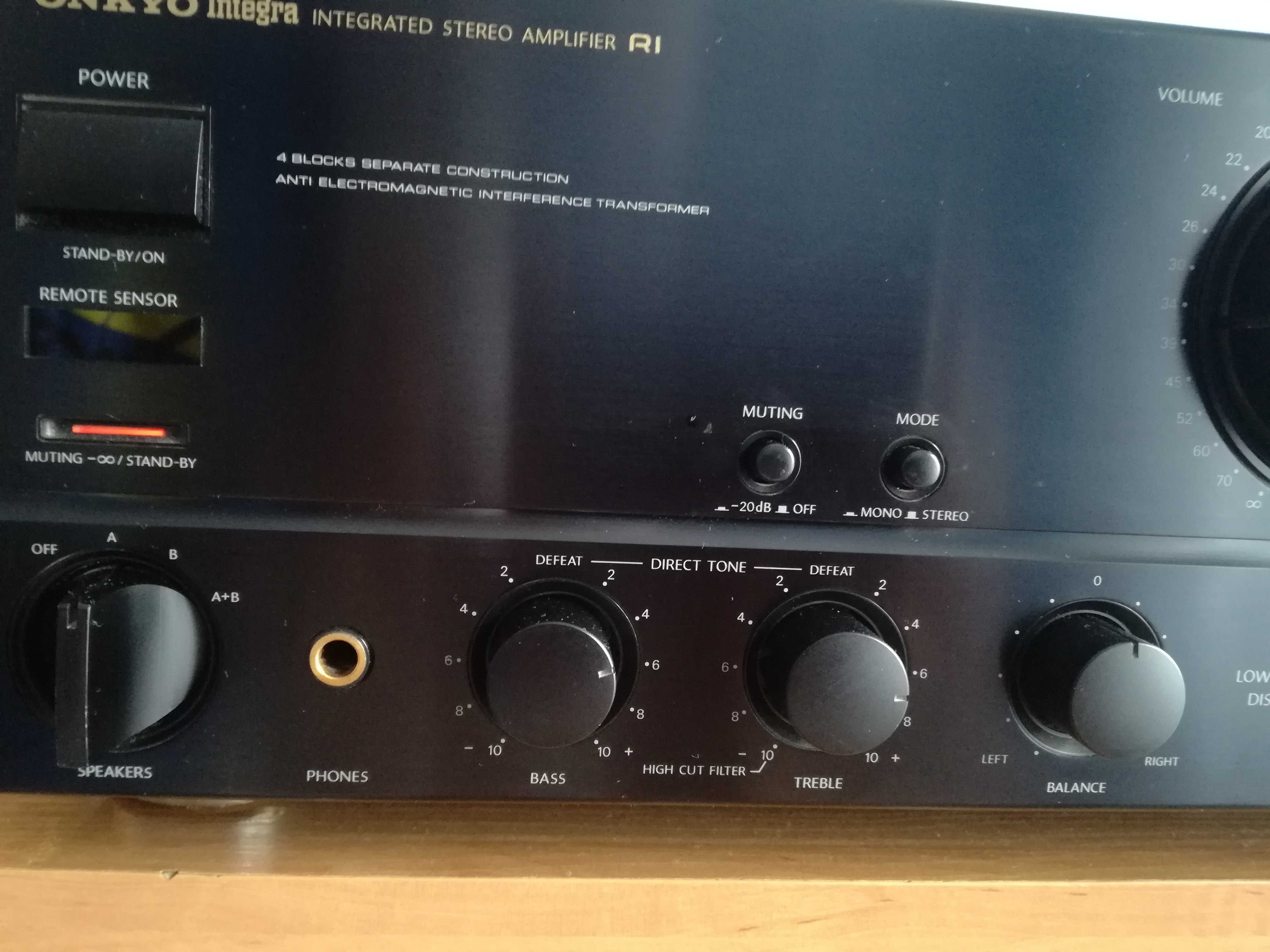 Wzmacniacz Onkyo Integra A 8780