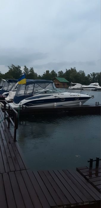 Катер Crownline 250 CR
