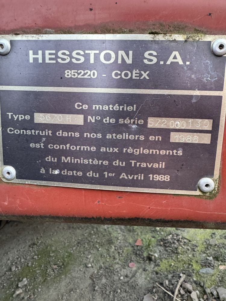 Prasa Hesston - H5670