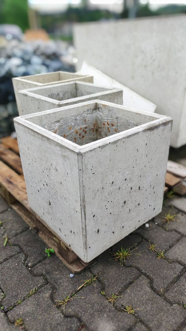 Donica betonowa, beton architektoniczny
