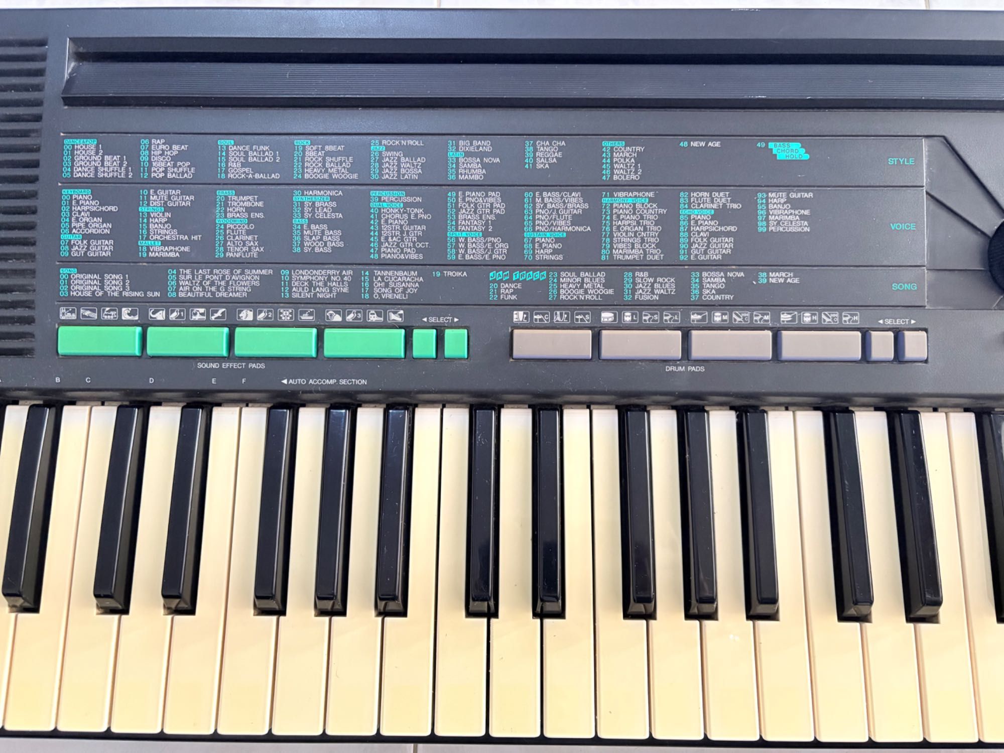 Teclado YAMAHA par 150