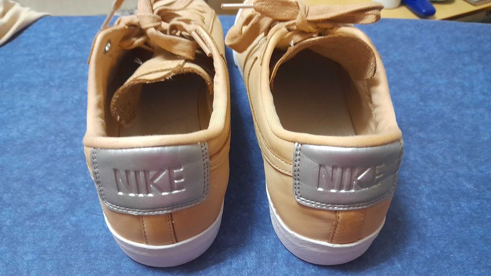 Ténis Nike - tamanho 40