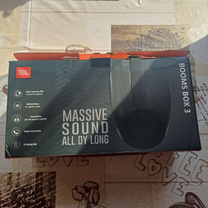 JBL Boombox 3 !!