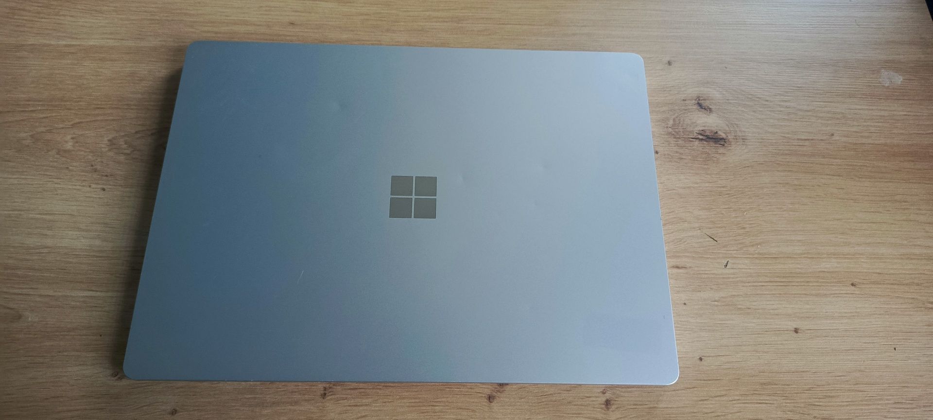 Microsoft Surface laptop 3 | i5 10gen 8x3,7 | 256 SSD | DOTYK | SKÓRA