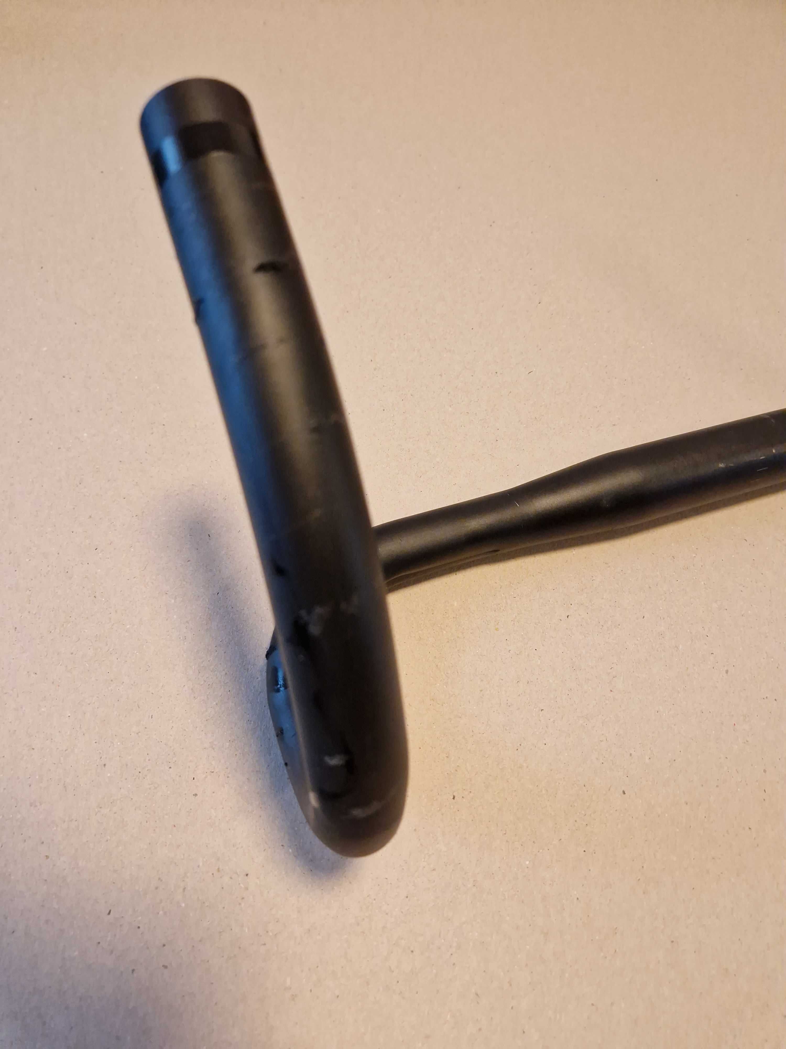 Kierownica Giant aluminium 420mm 42cm