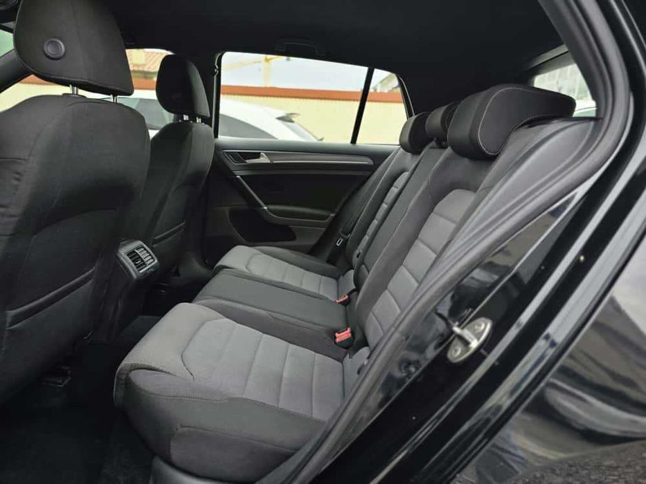 VOLKSWAGEN GOLF VII R-LINE 1.6TDI 110CV "LOOK GTI"