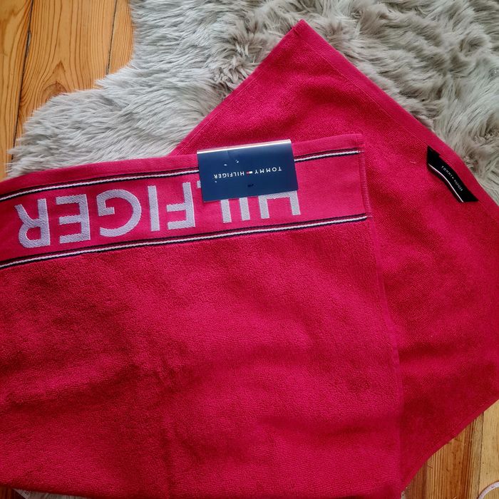 Tommy Hilfiger ręcznik czerwony nowy 100x50 cm 100 50 z zalando plażow