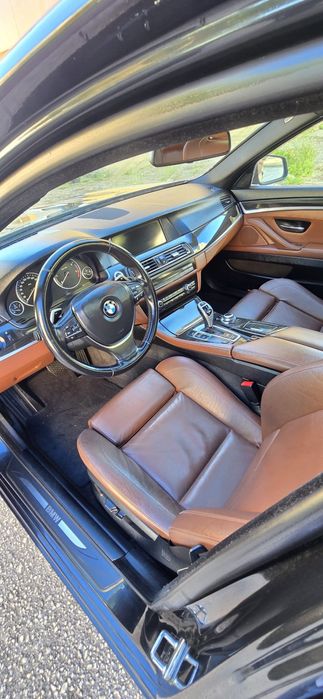 BMW 520D touring automática Ano 2011 a diesel