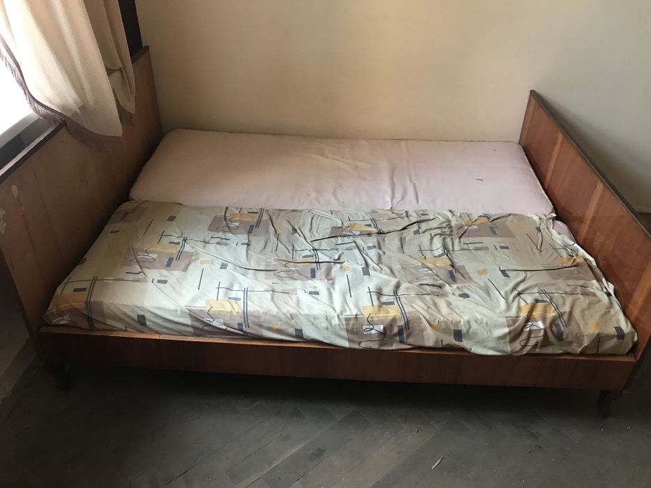 Кровать двухспальная