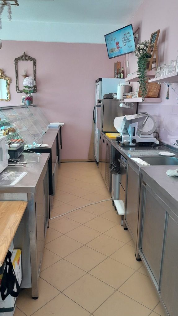 Pastelaria Pronto Funcionamento - Recheio completo