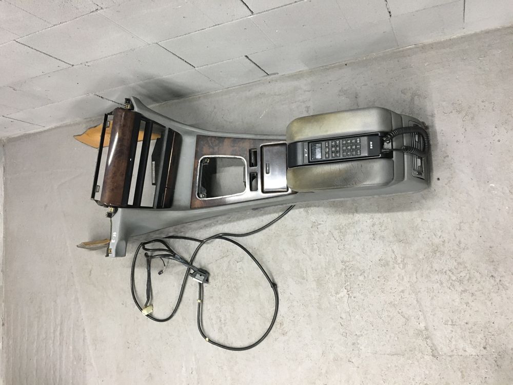 Подокотник консоль тунель  1994-2001г BMW E38 БМВ Е38  Разборка