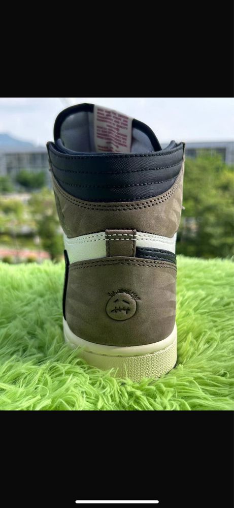 Nike travis scott high