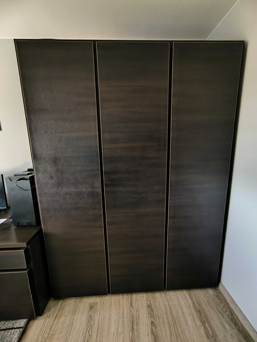 Szafy dwie szt. i biurko komplet BRW  (rezerwacja)