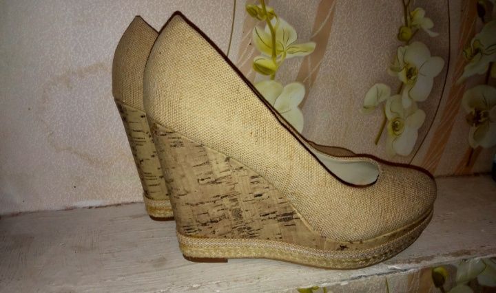 Туфли сабо танкетка 38 р