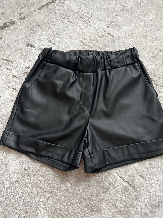 Шорти на дівчинку 128розмір.128 розмір,7-8років