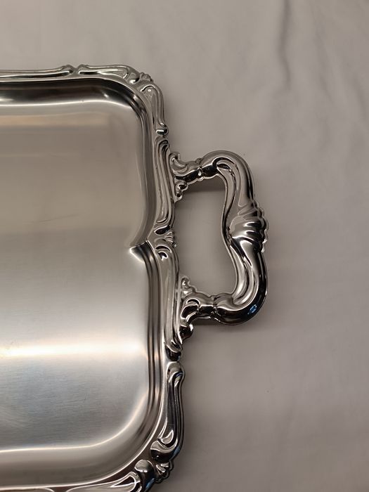 Tabuleiro Bandeja Rectangular em Inox Alessi.