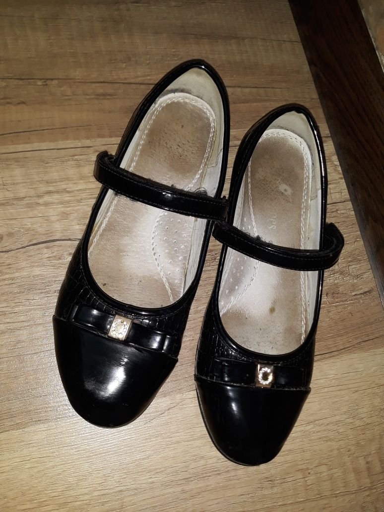 Нарядные черные туфли 36 (23 см)