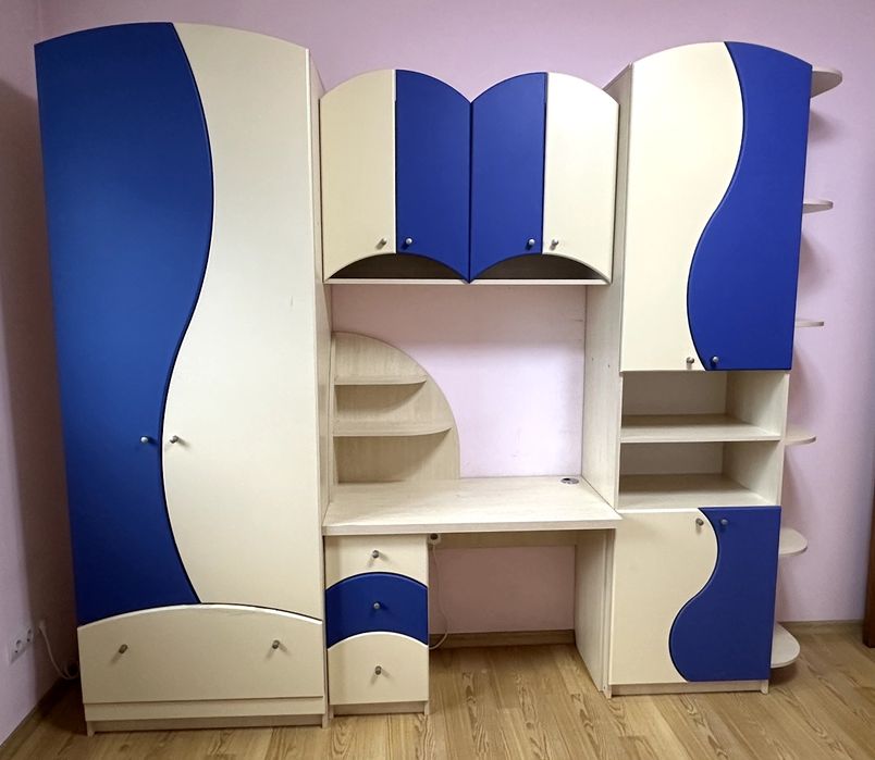 Стінка мебелі в дитячу кімнату б/у