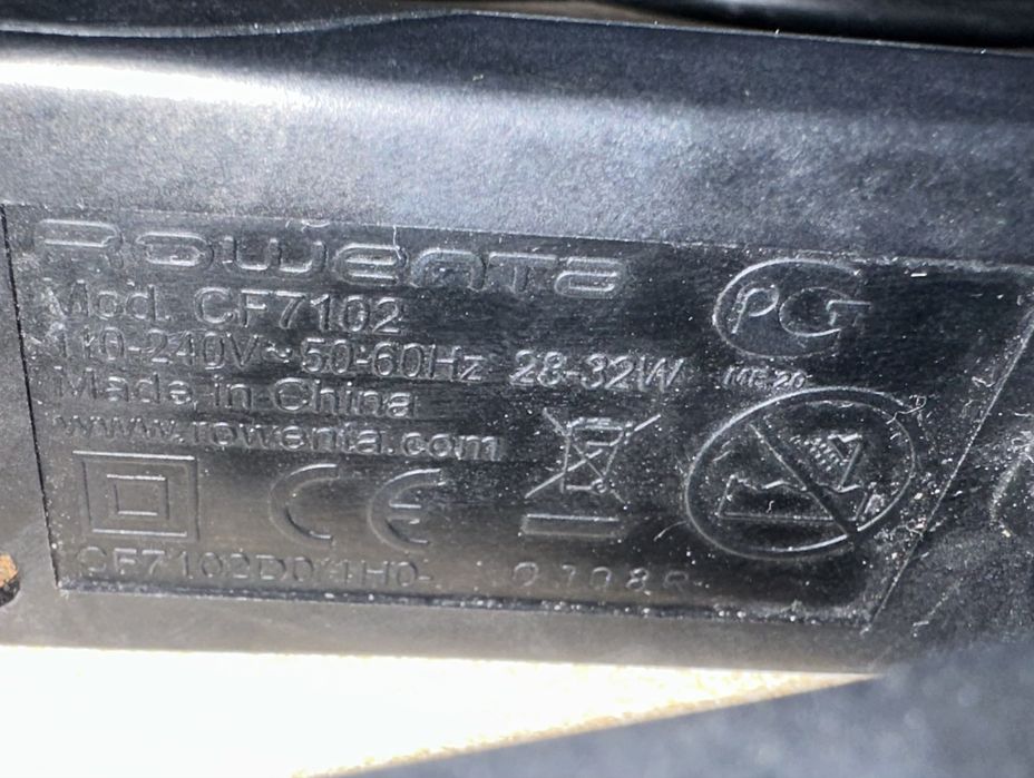 Rowenta CF7102. Стайлер, утюжок для волос