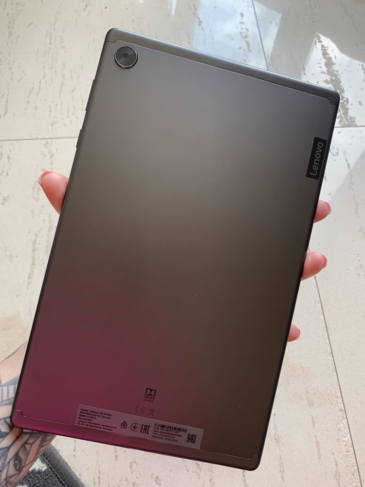 Tablet Lenovo TB-X606X