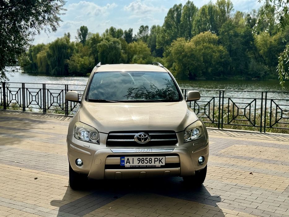 Toyota Rav4 2007 ГАЗ/Бензин