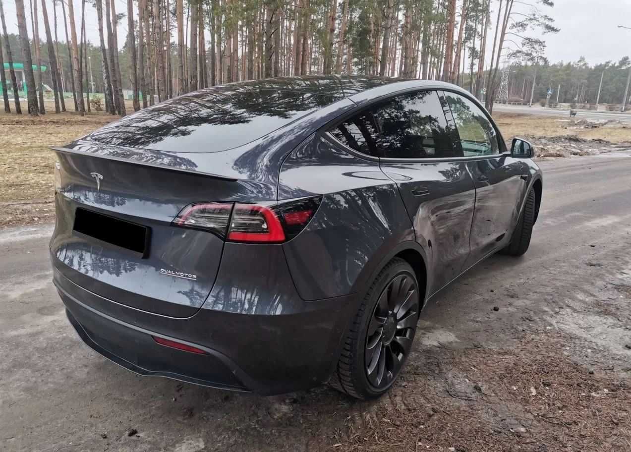 Tesla Model Y 2020