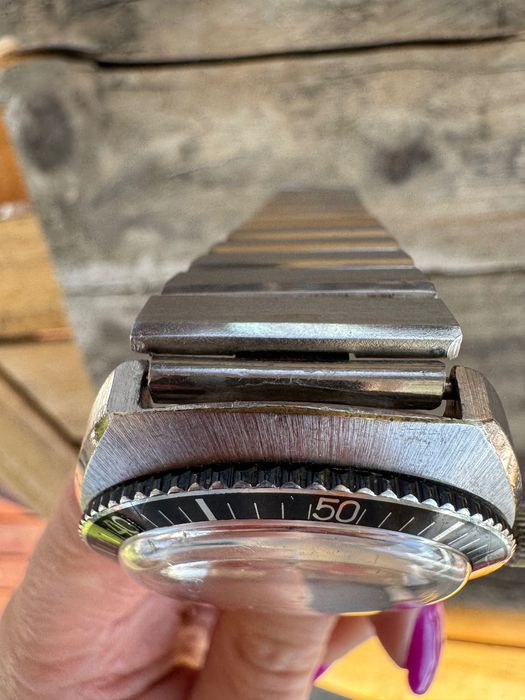 Sheffield Allsport Automatic -  koperta, mechanizm rezerwacja