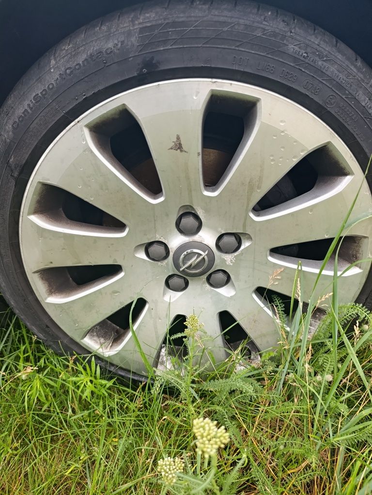 Opel Insignia felgi alu 245/40ZR19-98Y