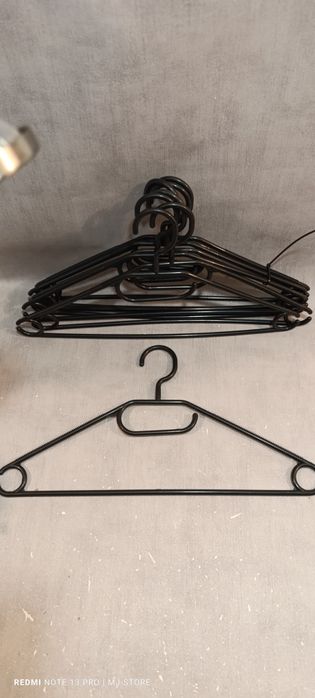 Wieszaki odzieżowe 8 sztuk