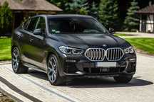 BMW X6 40d M Individual B&W Pneumatyka Masaże Sky Lounge s.pl