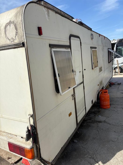 Caravana em perfeito estado
