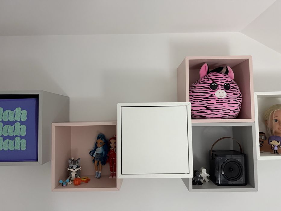 Ikea różowe półki x2